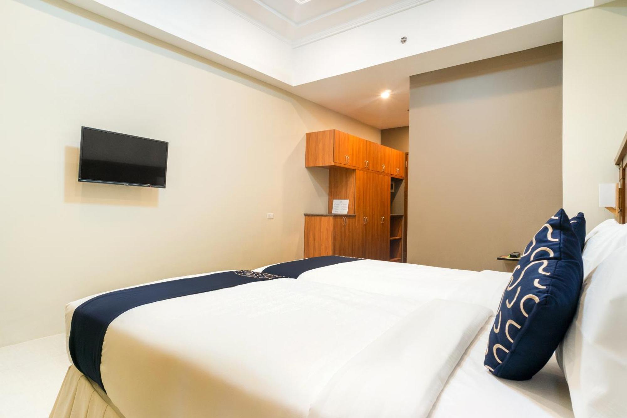 Capital O 460 World Palace Hotel Davao City Exterior foto