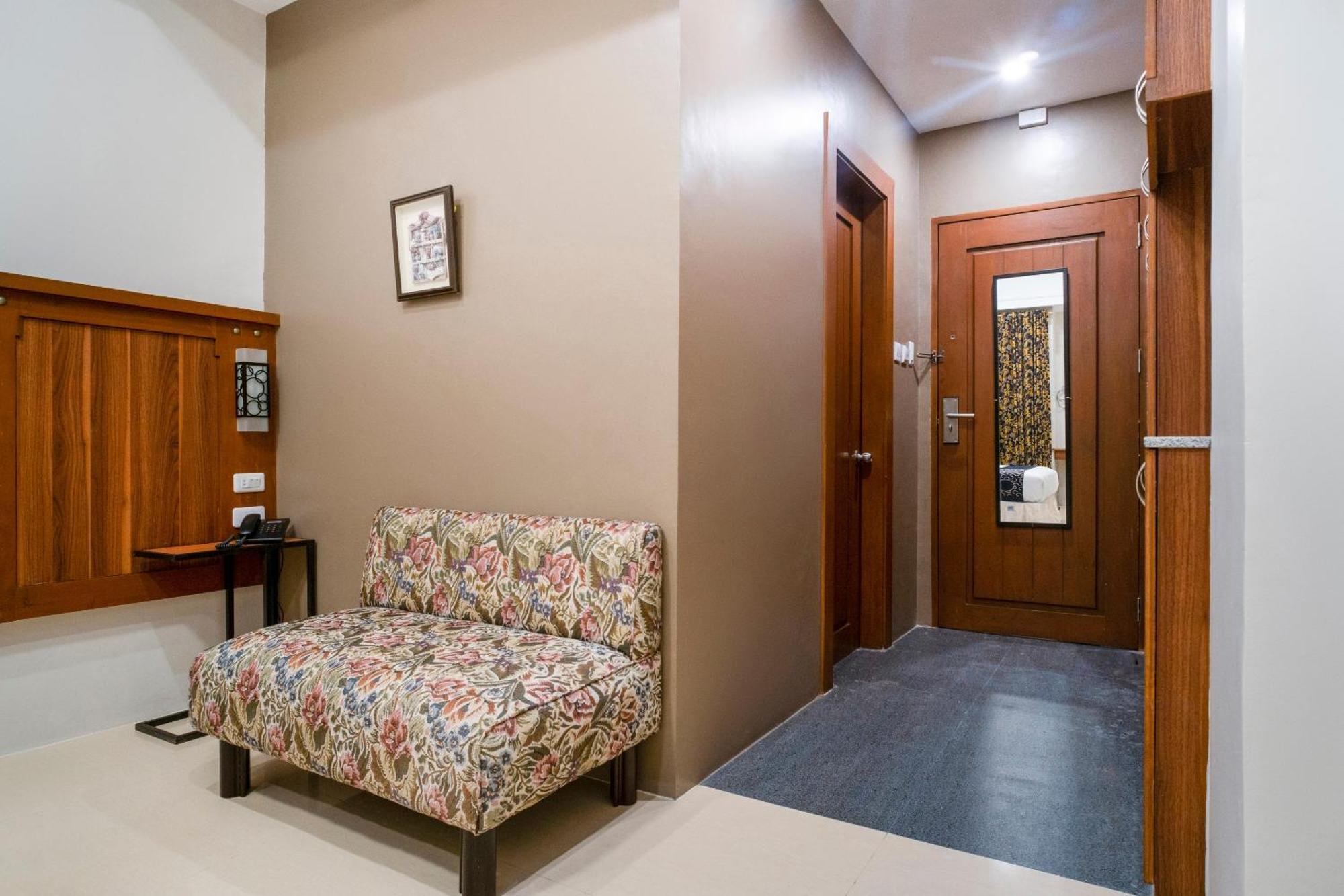 Capital O 460 World Palace Hotel Davao City Exterior foto
