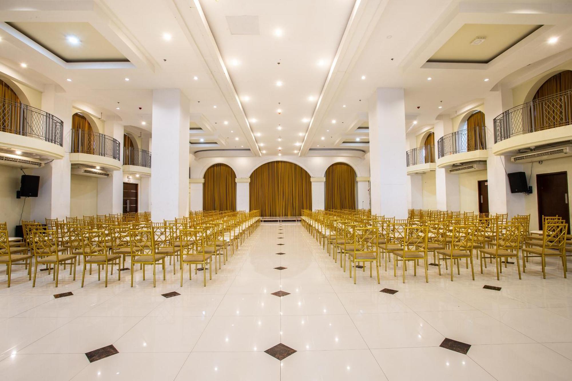 Capital O 460 World Palace Hotel Davao City Exterior foto